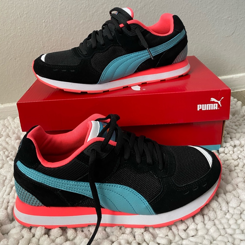 Puma Vista Metallic Women's Sneaker